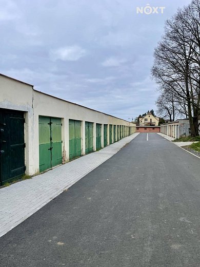 Prodej prostor garáž 18 m², Úlibická, Praha-Kbely