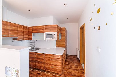 Prodej bytu 3+kk 56 m², Slavojova, Praha-Nusle