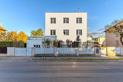 Prodej bytu 1+kk 29 m², Suchdolská, Praha-Sedlec