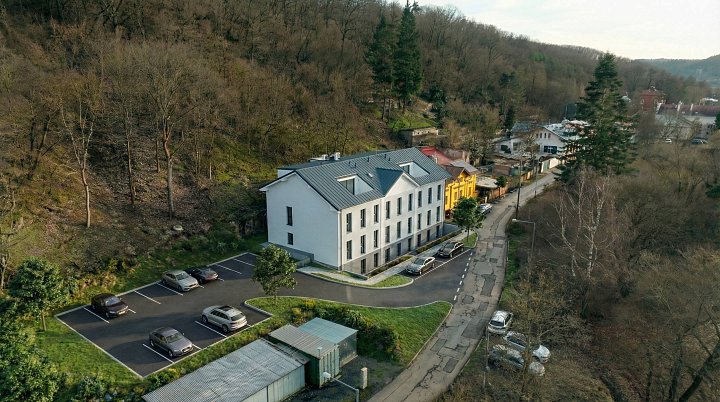 Prodej bytu 3+kk 92 m², V Zámcích, Praha-Bohnice