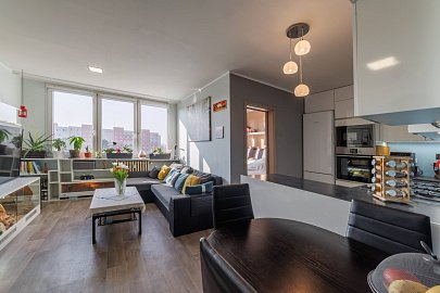 Prodej bytu 4+kk 69 m², Dr. E. Beneše, Neratovice