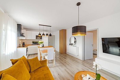 Prodej bytu 2+kk 56 m², Čsl. armády, Hostivice