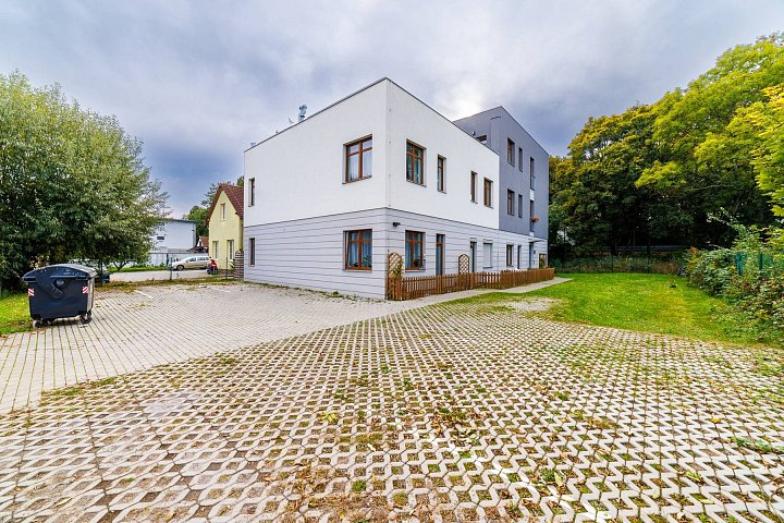 Prodej bytu 1+kk 33 m², Bečovská, Praha-Uhříněves