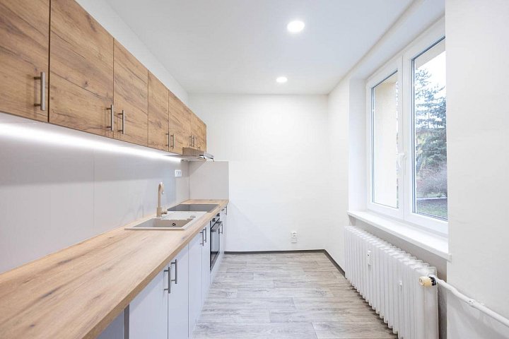 Pronájem bytu 2+1 53 m², Jaroslava Vrchlického, Most