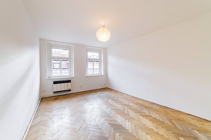 Prodej bytu 1+1 42 m², Plzeňská, Praha-Košíře