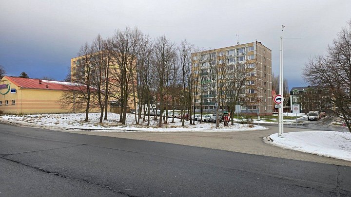 Prodej pozemku komerční pozemek 937 m², Všestary
