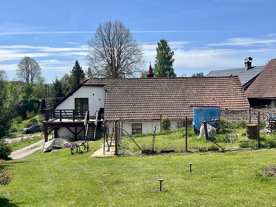 Prodej domu rodinný 217 m² pozemek 2674 m², Staré Bříště