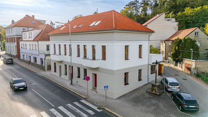Prodej bytu 1+1 32 m², Elišky Přemyslovny, Praha-Zbraslav