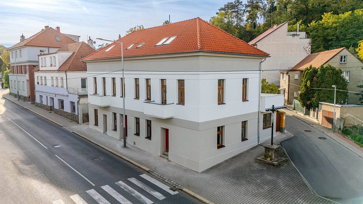 Prodej bytu 1+kk 30 m², Elišky Přemyslovny, Praha-Zbraslav