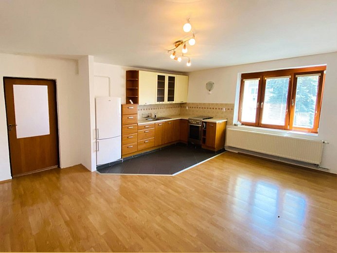 Pronájem bytu 2+kk 63 m², Klostermannova, Praha-Modřany