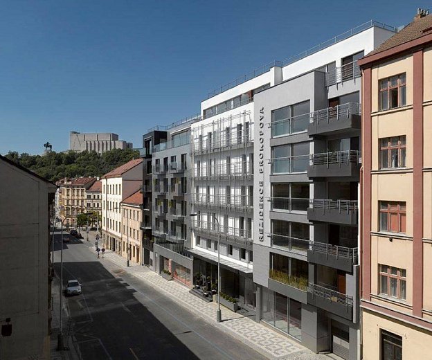 Pronájem prostor garážové stání 15 m², Prokopova, Praha-Žižkov