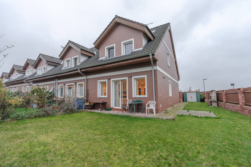 Prodej domu rodinný 158 m² pozemek 302 m², Jeřabinová, Nelahozeves-Lešany