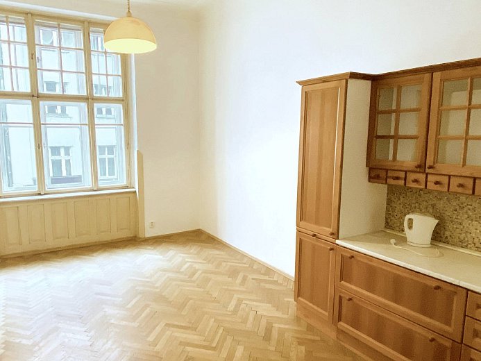 Pronájem bytu 4+kk 95 m², Podskalská, Praha-Nové Město