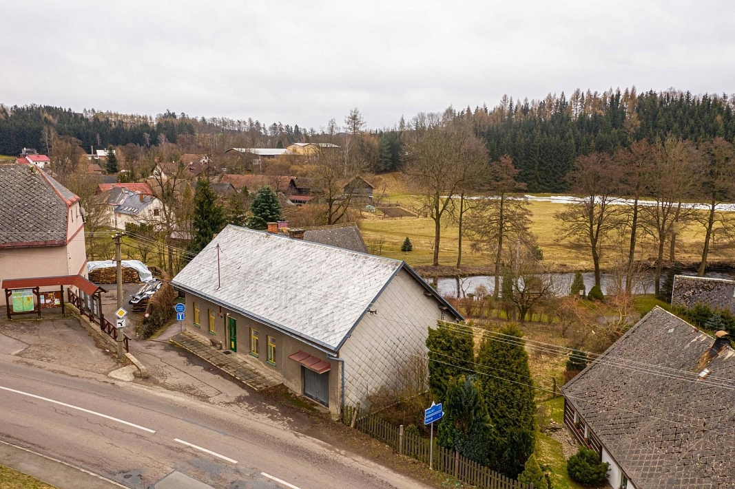 Prodej domu rodinný 100 m² pozemek 682 m², Líšnice