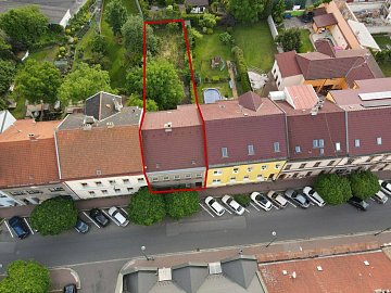 Prodej domu rodinný 390 m² pozemek 517 m², Sladkovského, Pardubice-Zelené Předměstí