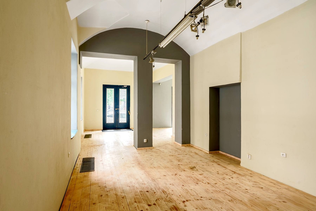 Prodej komerčních prostor obchodní prostory 290 m², Chlumova, Praha-Žižkov
