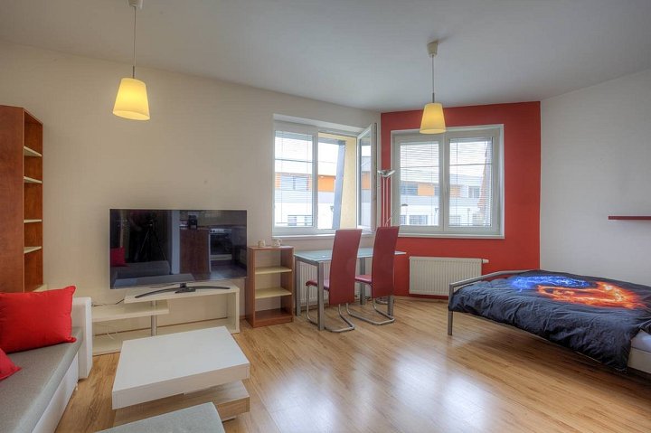 Prodej bytu 1+kk 34 m², Stojická, Praha-Vinoř