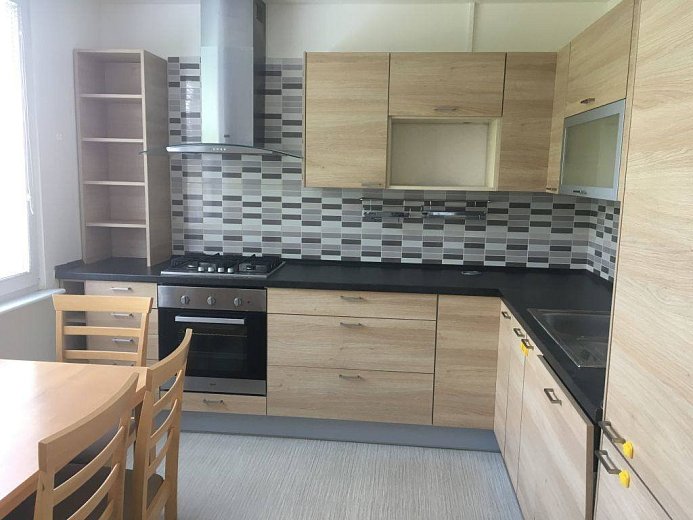 Pronájem bytu 2+1 61 m², U Stadionu, Chrudim-Chrudim III