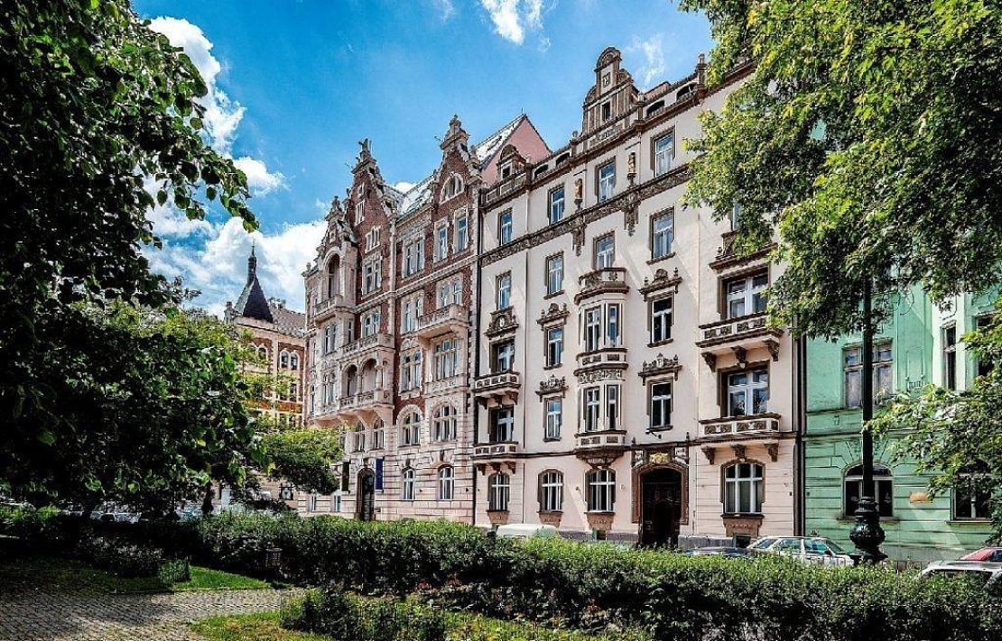 Pronájem komerčních prostor ostatní 4 m², Janáčkovo nábřeží, Praha-Smíchov