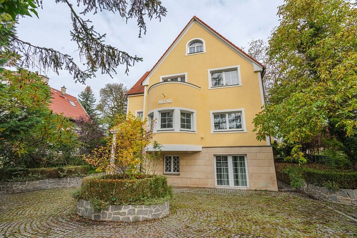 Prodej domu rodinný 299 m² pozemek 707 m², Údolní, Praha-Braník