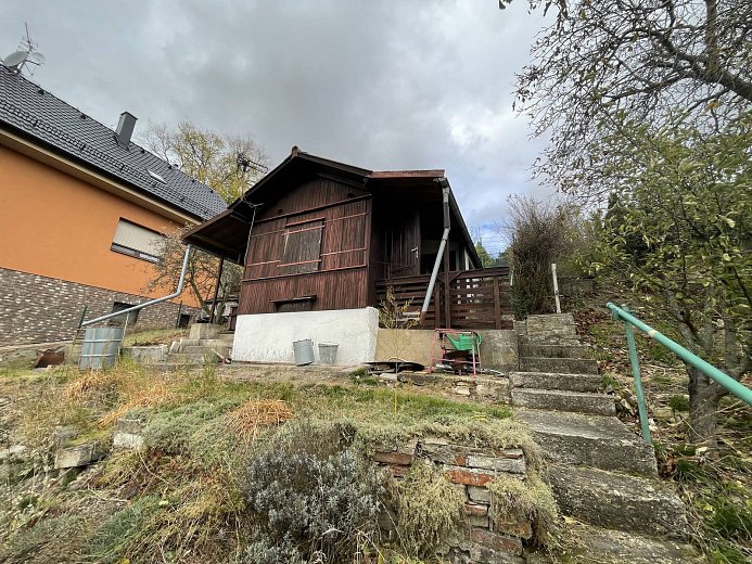 Prodej domu chata 40 m² pozemek 377 m², Al. Jiráska, Nové Strašecí