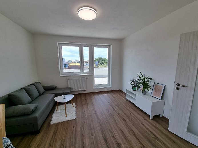 Pronájem bytu 2+kk 124 m², Želetická, Praha-Sobín