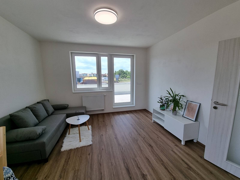 Pronájem bytu 2+kk 124 m², Želetická, Praha-Sobín