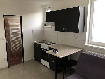 Prodej bytu 1+kk 15 m², Palackého, Pečky