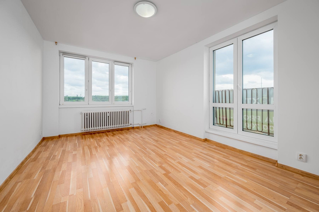 Pronájem bytu 2+kk 56 m², Donatellova, Praha-Strašnice