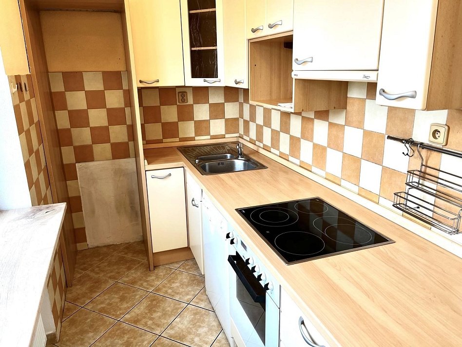 Pronájem bytu atypický 90 m², JUDr. Krpaty, Pardubice-Bílé Předměstí