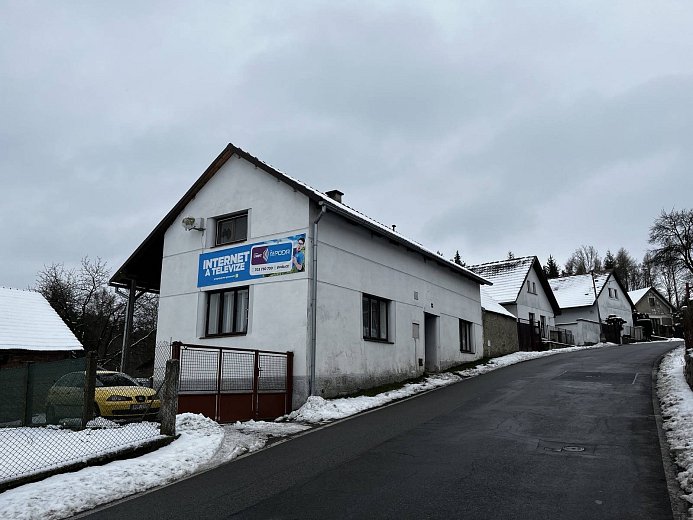 Prodej domu rodinný 100 m² pozemek 766 m², Střemošice-Bílý Kůň