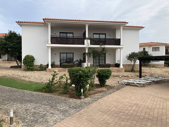 Prodej bytu 2+1 60 m², Všestary