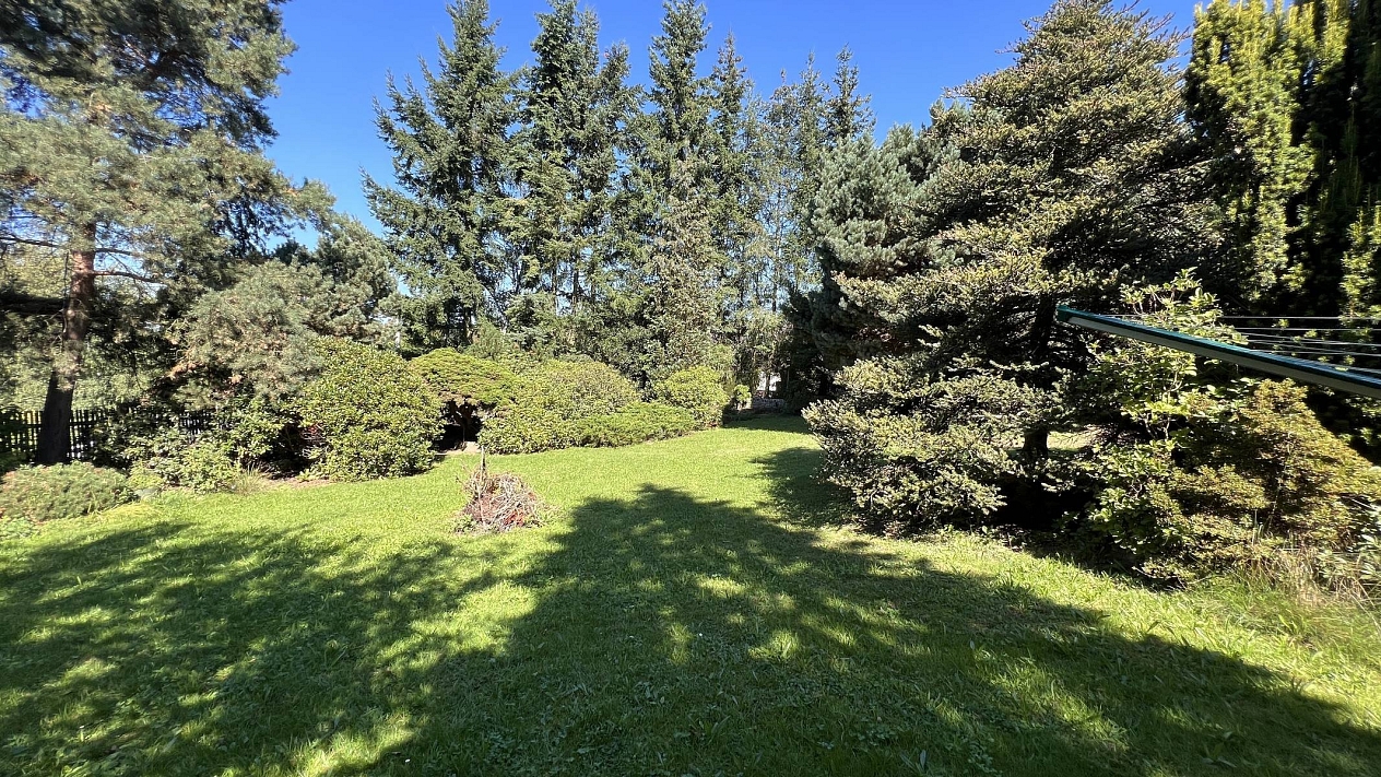 Prodej pozemku bydlení pozemek 877 m², Svahová, Mnichovice-Božkov