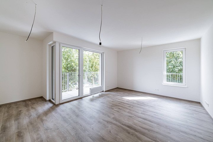 Prodej bytu 2+kk 52 m², Pod Sokolákem, Odolena Voda