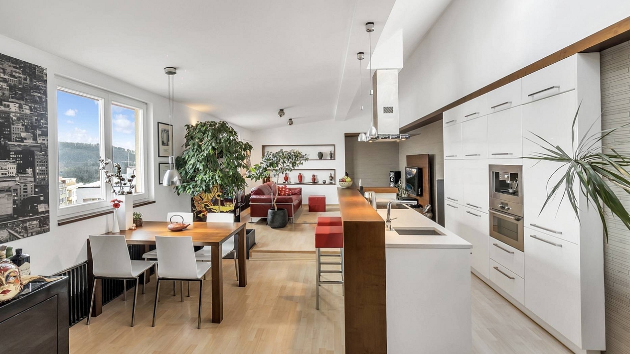 Pronájem bytu 2+kk 75 m², Nuselská, Praha-Nusle