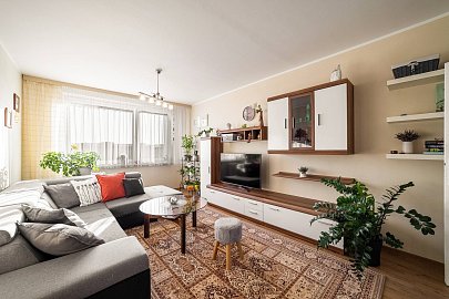 Prodej bytu 3+1 80 m², Urbánkova, Praha-Modřany