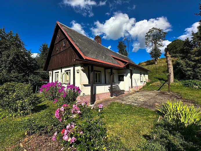 Prodej domu rodinný 70 m² pozemek 1521 m², Stružinec