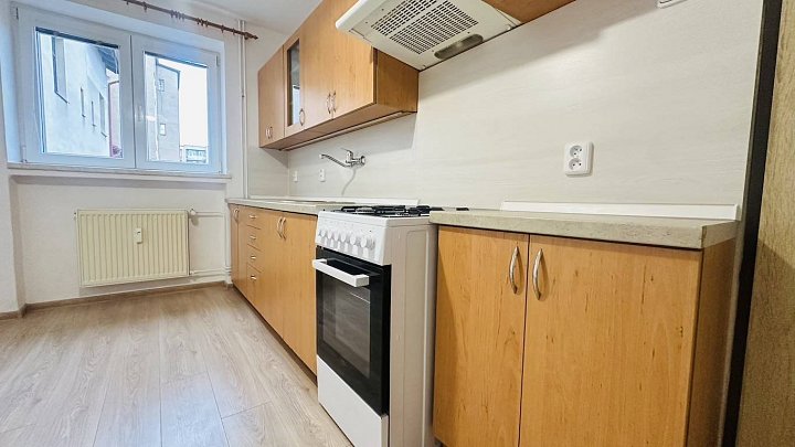 Pronájem bytu 2+1 55 m², K Blahobytu, Pardubice-Zelené Předměstí