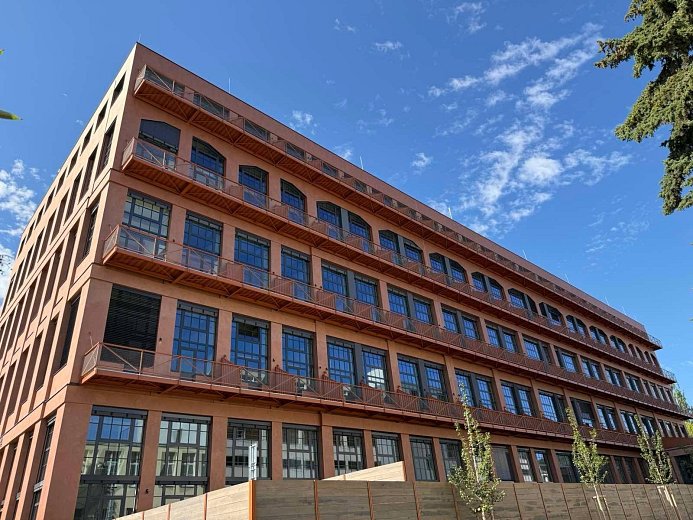 Pronájem bytu 1+kk 38 m², Kolbenova, Praha-Vysočany